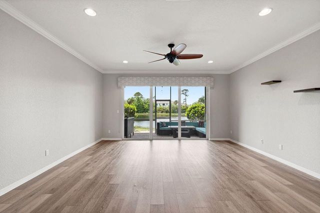 626 SW Glen Crest Way, Stuart, FL 34997