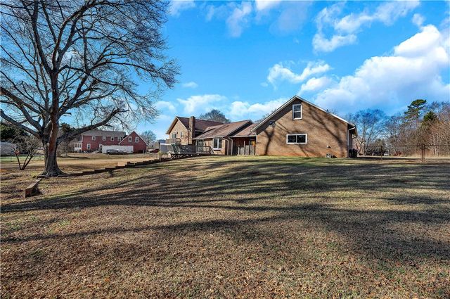 402 Devon Way, Anderson, SC 29621