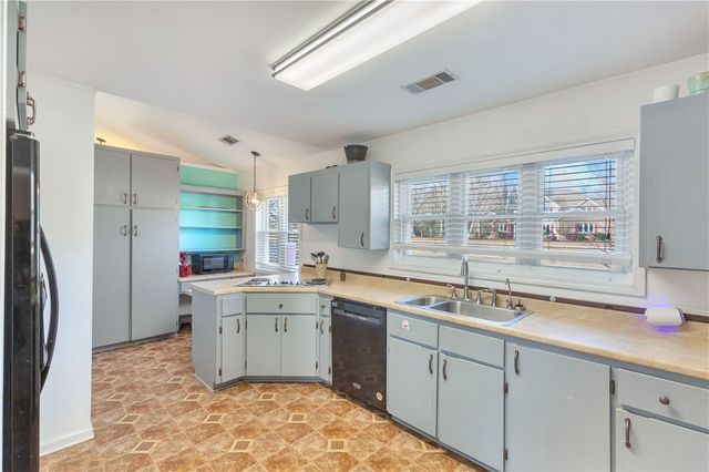 402 Devon Way, Anderson, SC 29621