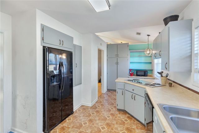 402 Devon Way, Anderson, SC 29621