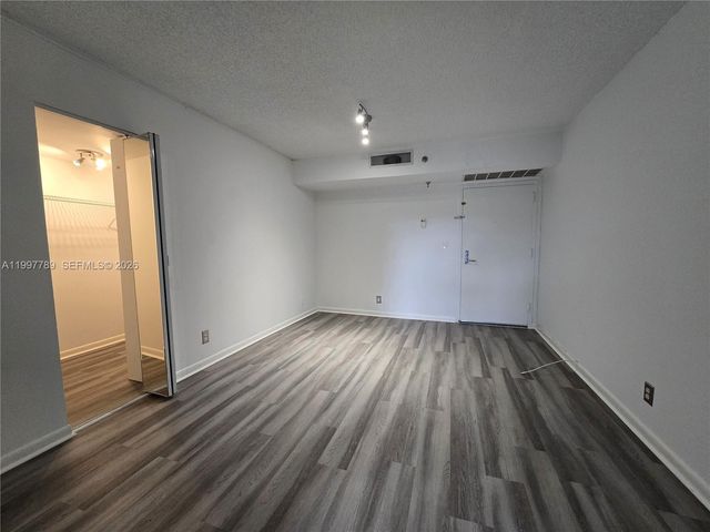 3300 NE 192nd St 210, Aventura, FL 33180