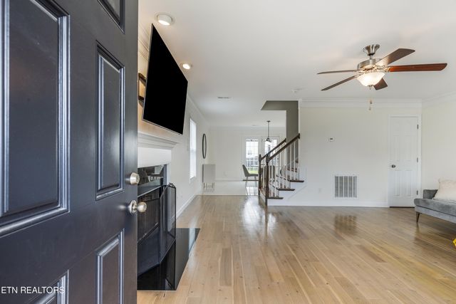 2742 Lucky Leaf Lane, Knoxville, TN 37924