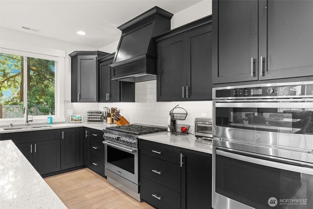 7708 Zircon Drive SW, Lakewood, WA 98489