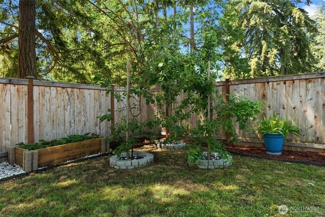 7708 Zircon Drive SW, Lakewood, WA 98489