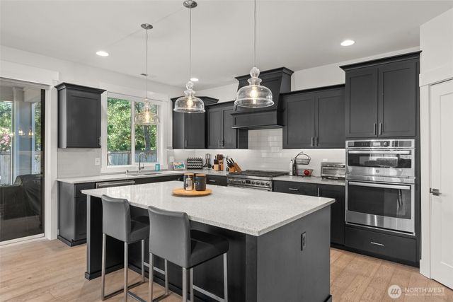 7708 Zircon Drive SW, Lakewood, WA 98489