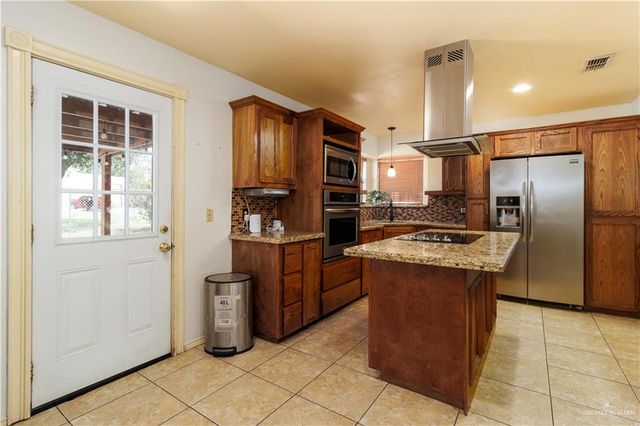 7016 El Lucero Lane, Palmview, TX 78572