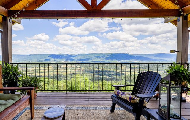 13242 Brockdell Road, Pikeville, TN 37367