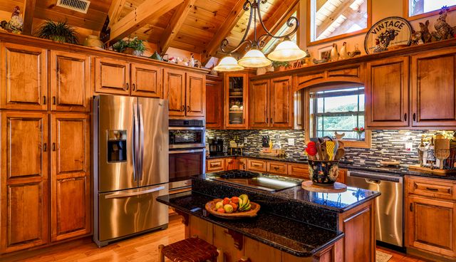 13242 Brockdell Road, Pikeville, TN 37367