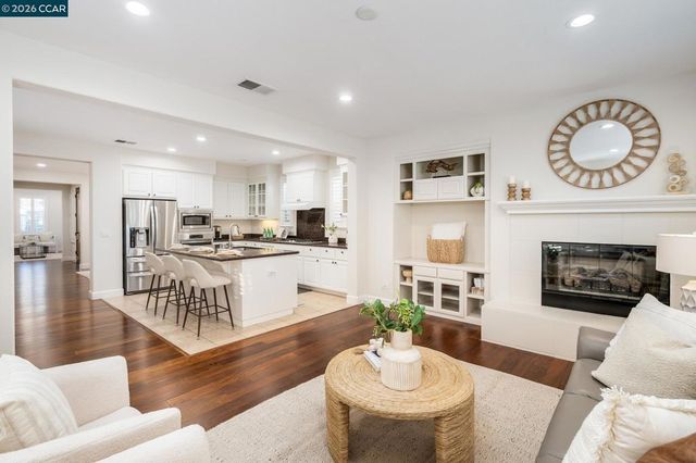 2727 Salisbury Way, San Ramon, CA 94582