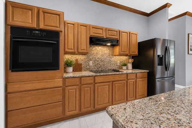 1915 Lillian Avenue, Glenn Heights, TX 75154