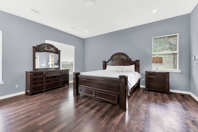 1915 Lillian Avenue, Glenn Heights, TX 75154