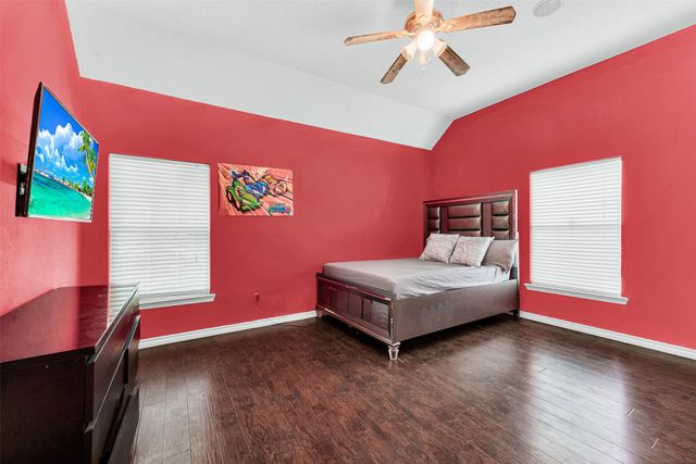 1915 Lillian Avenue, Glenn Heights, TX 75154
