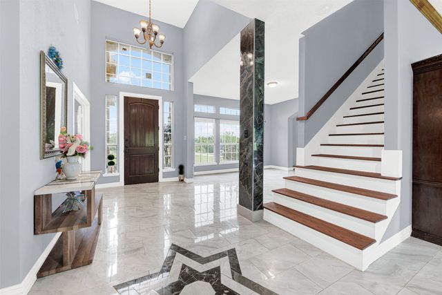 1915 Lillian Avenue, Glenn Heights, TX 75154