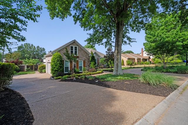 5006 Langford Pass, Old Hickory, TN 37138