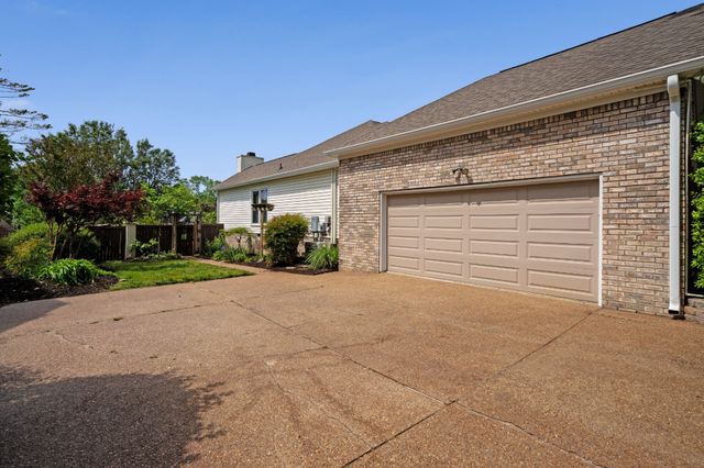 5006 Langford Pass, Old Hickory, TN 37138