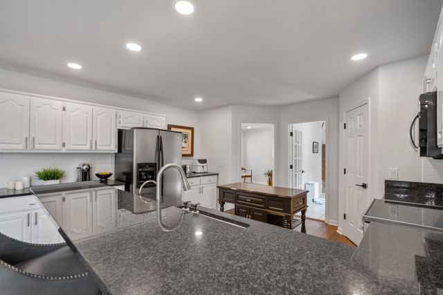5006 Langford Pass, Old Hickory, TN 37138
