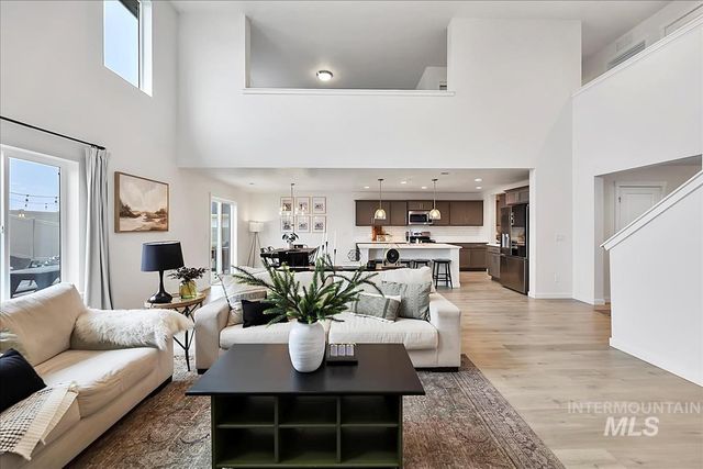 1971 Cashel St, Middleton, ID 83644