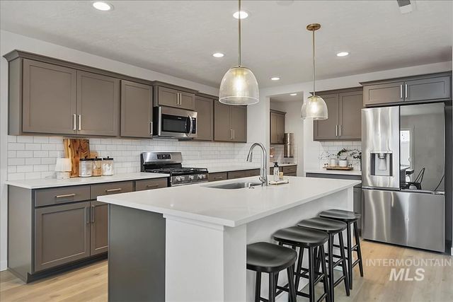 1971 Cashel St, Middleton, ID 83644