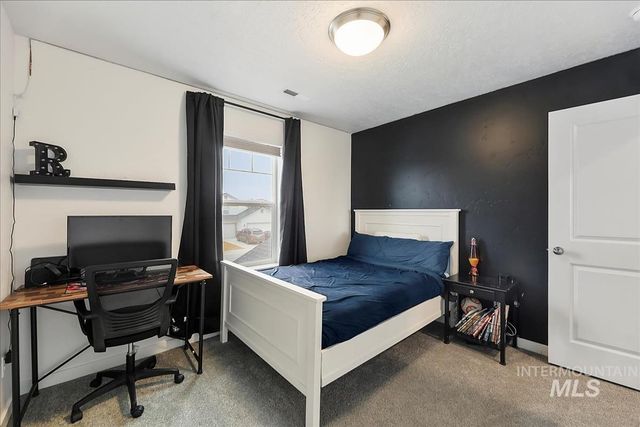 1971 Cashel St, Middleton, ID 83644