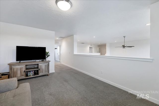 1971 Cashel St, Middleton, ID 83644