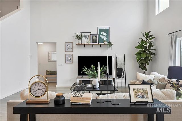 1971 Cashel St, Middleton, ID 83644