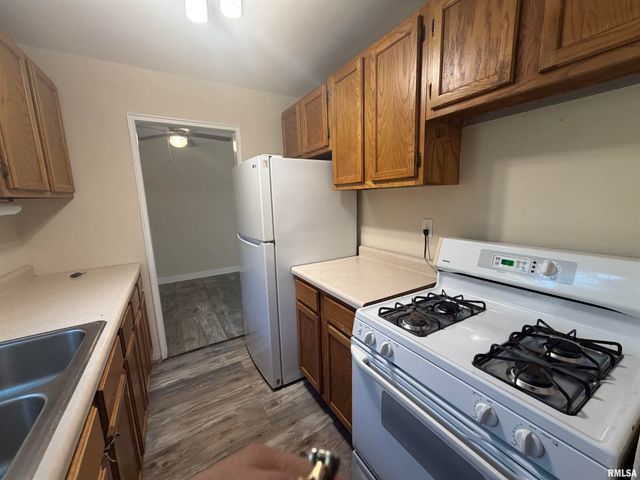 405 GRANT Road, Marquette Heights, IL 61554