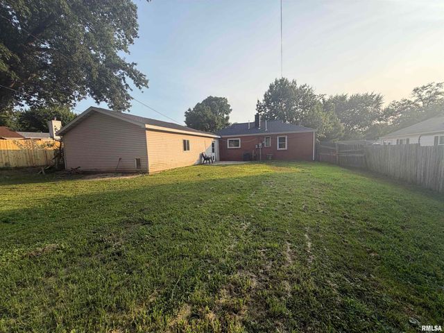 405 GRANT Road, Marquette Heights, IL 61554