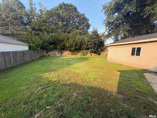 405 GRANT Road, Marquette Heights, IL 61554