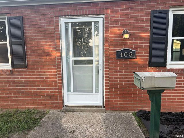405 GRANT Road, Marquette Heights, IL 61554