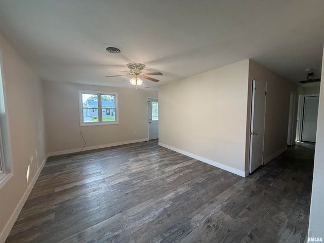 405 GRANT Road, Marquette Heights, IL 61554