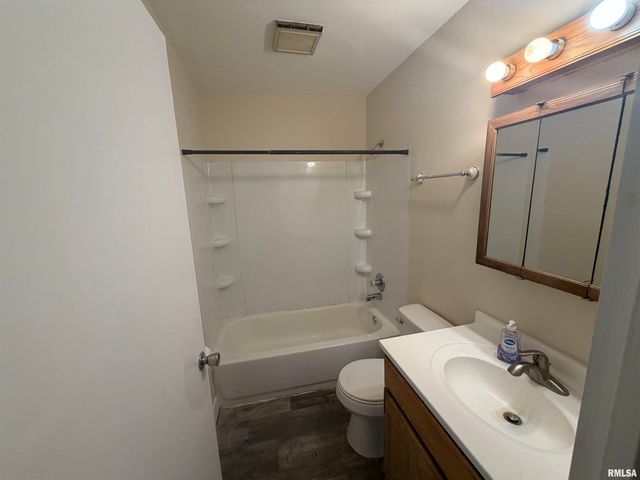 405 GRANT Road, Marquette Heights, IL 61554
