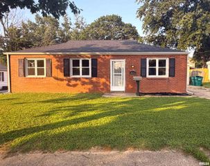 405 GRANT Road, Marquette Heights, IL 61554