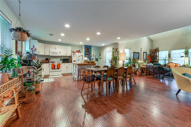 1308 Ruthven Street B, Houston, TX 77019