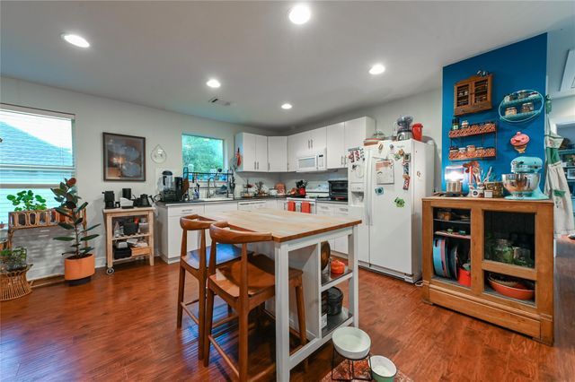 1308 Ruthven Street B, Houston, TX 77019