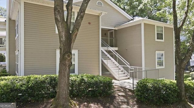 1381 Keys Crossing Drive NE, Brookhaven, GA 30319