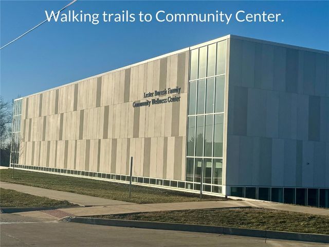 1528 3rd Street SW, Mt Vernon, IA 52314