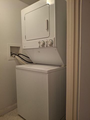 123 Lakeshore 2042, North Palm Beach, FL 33408