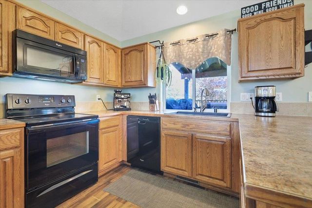 7114 N Pittsburg St, Spokane, WA 99217
