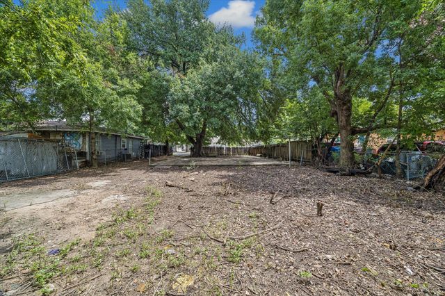 4705 Siegel Street, Houston, TX 77009