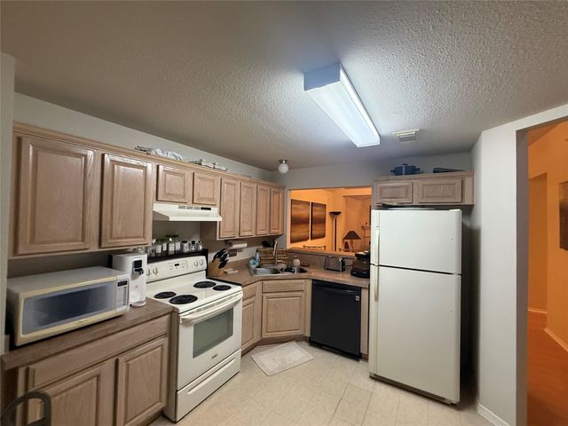 16211 Whitesage Court, Houston, TX 77082