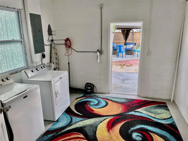 2475 47TH STREET S, St Petersburg, FL 33711