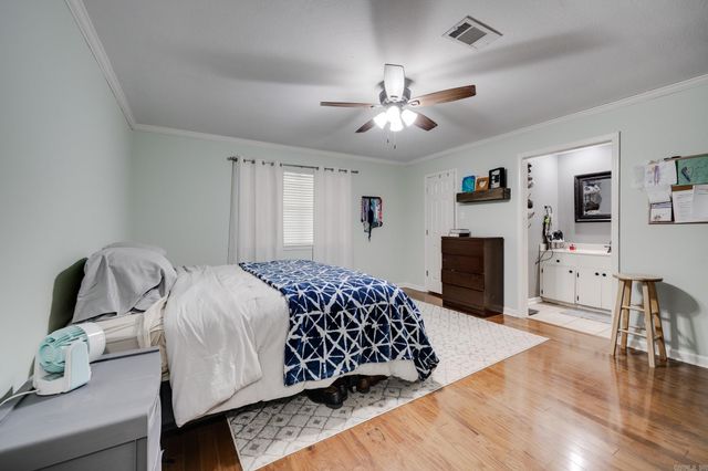 6 Sedgefield Drive, Conway, AR 72034