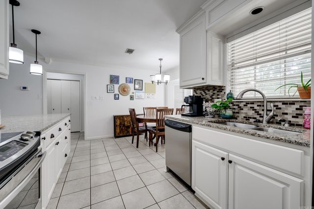 6 Sedgefield Drive, Conway, AR 72034