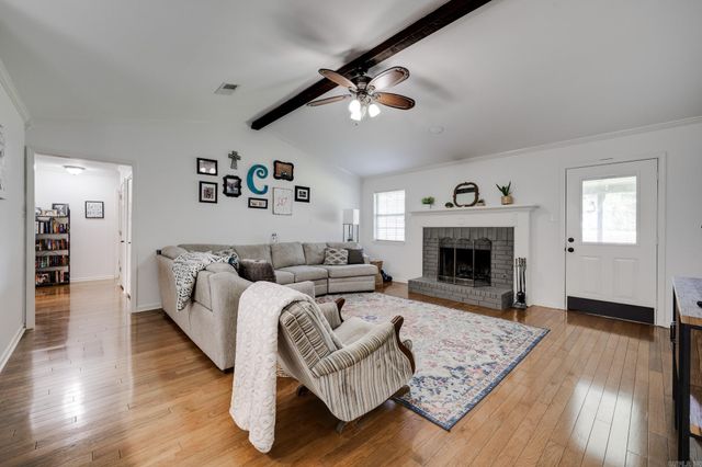 6 Sedgefield Drive, Conway, AR 72034