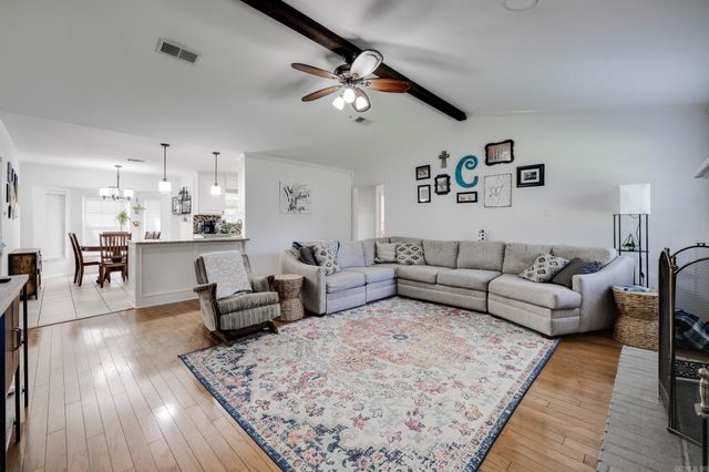6 Sedgefield Drive, Conway, AR 72034