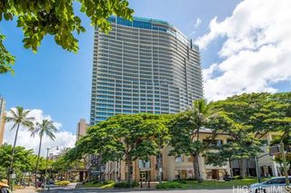 2139 Kuhio Avenue D1805, Honolulu, HI 96815
