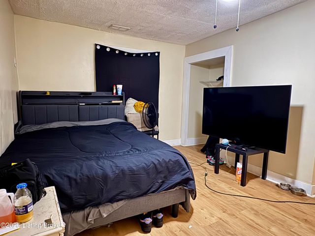 1913 Duncan St, Louisville, KY 40203