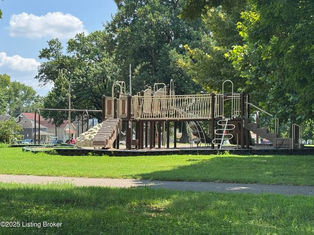 1913 Duncan St, Louisville, KY 40203