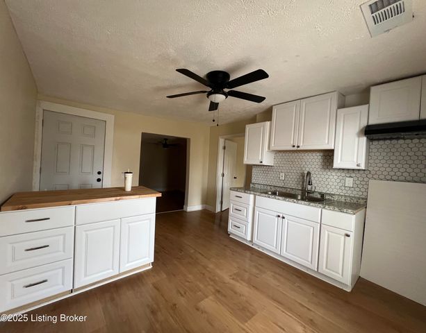 1913 Duncan St, Louisville, KY 40203