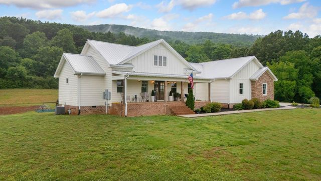 6866 Daus Mountain Road, Whitwell, TN 37397
